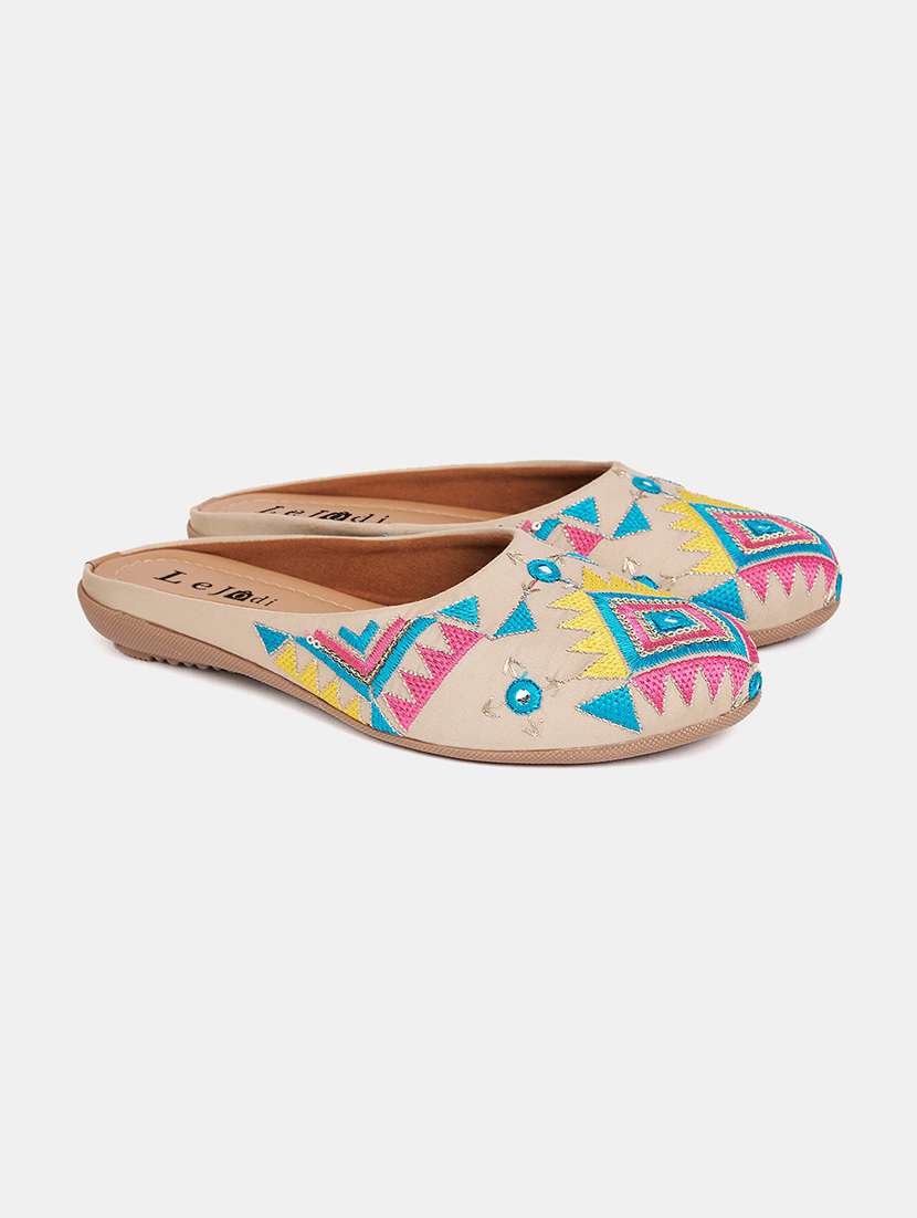 women embroidered slip on jutis - 22142202 -  Standard Image - 1