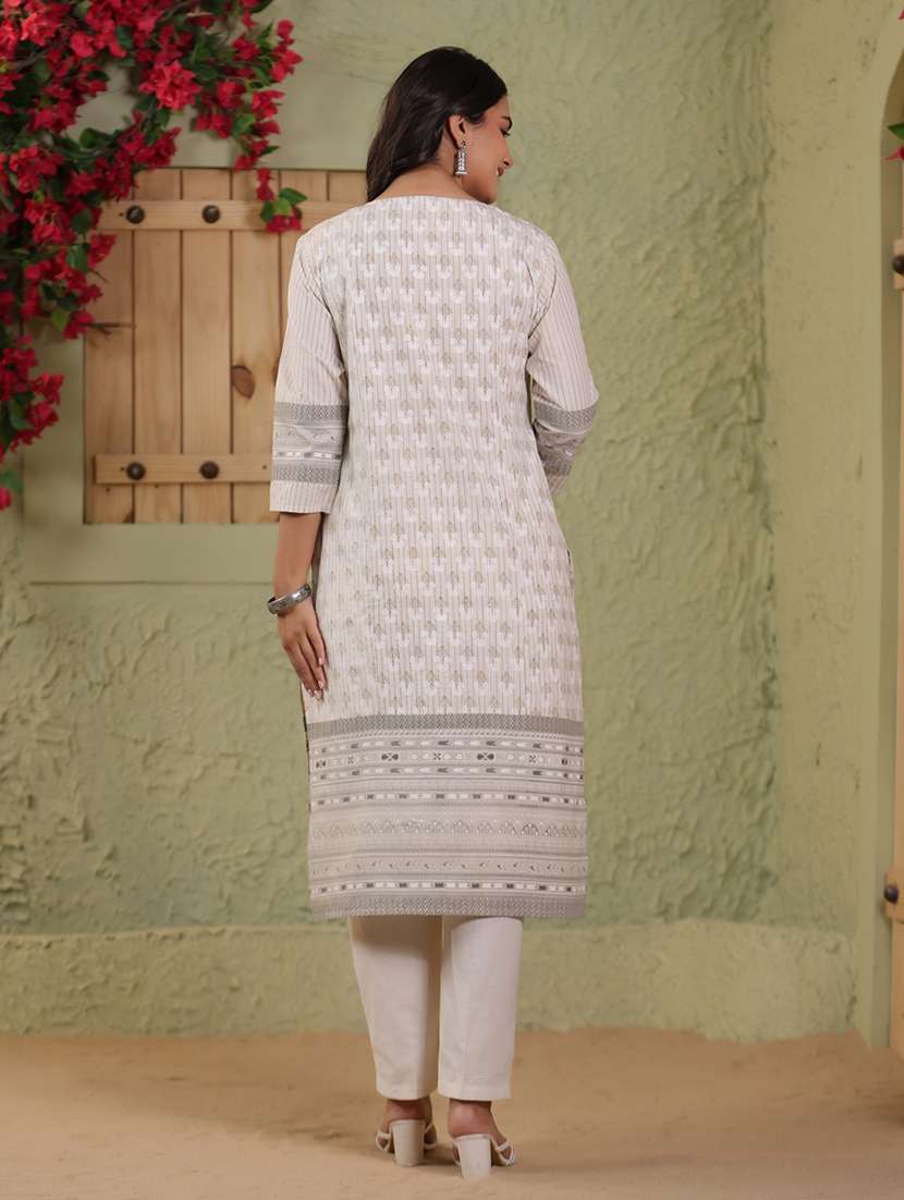 women floral printed three quarter sleeve straight kurta - 22142223 -  Standard Image - 4
