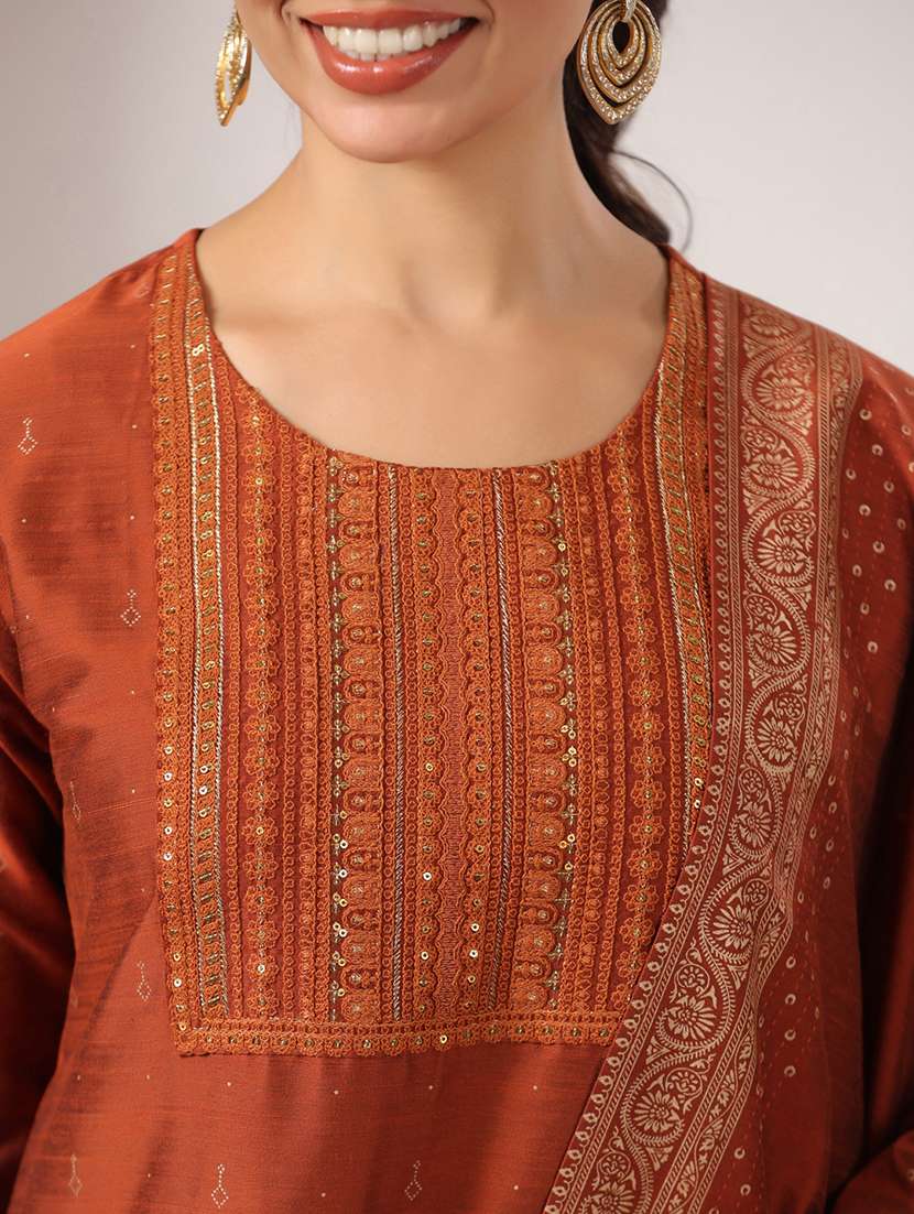 women self design three quarter sleeve kurta pant with dupatta set - 22142227 -  Standard Image - 4