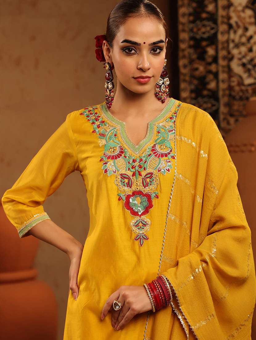 women embroidered three quarter sleeve kurta pant with dupatta set - 22142280 -  Standard Image - 4