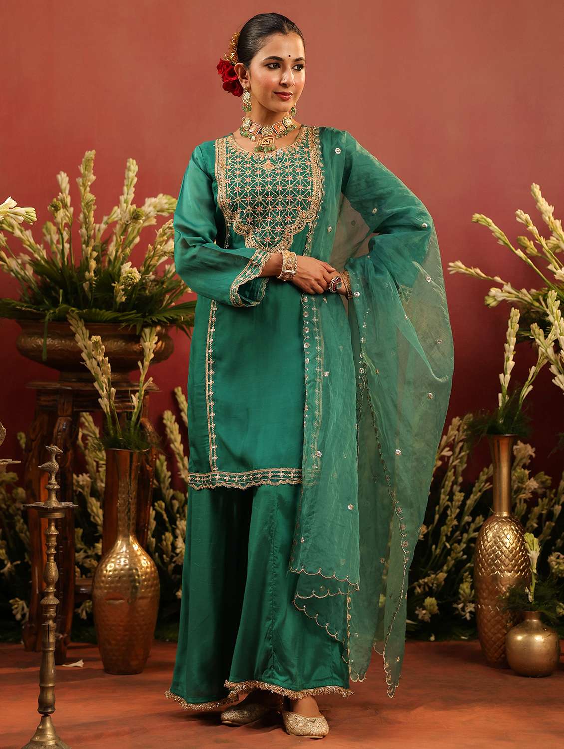 women solid with work long sleeve kurta palazzo with dupatta set