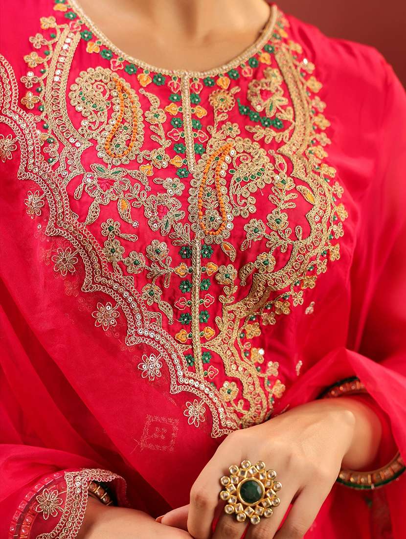 women solid with work three quarter sleeve kurta salwar with dupatta set - 22142285 -  Standard Image - 6