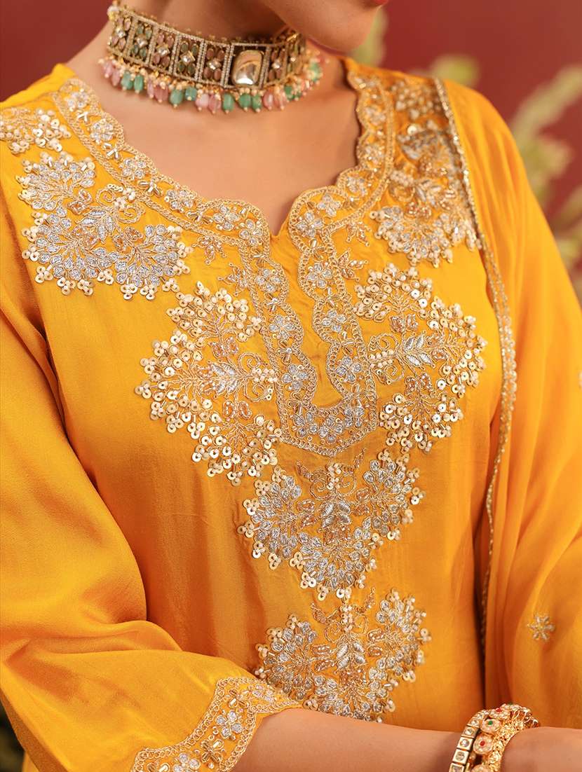 women embroidered three quarter sleeve kurta pant with dupatta set - 22142298 -  Standard Image - 6