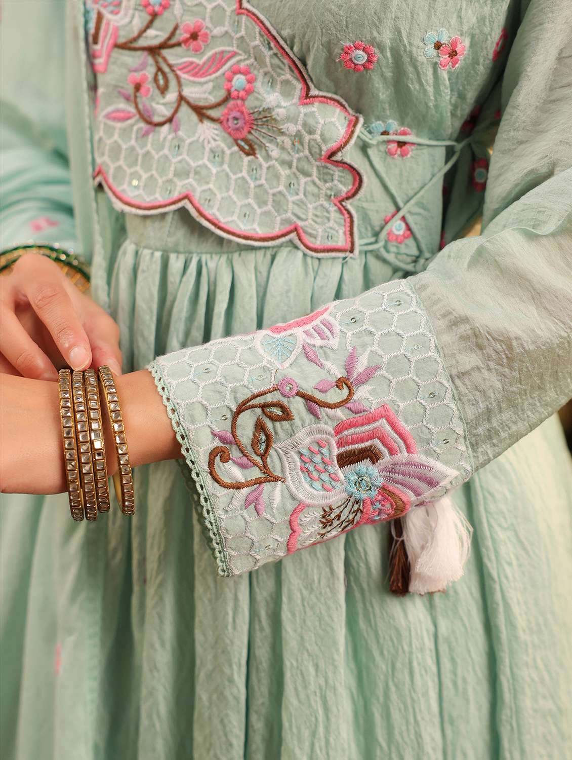 women embroidered long sleeve kurta pant with dupatta set - 22142311 -  Standard Image - 6