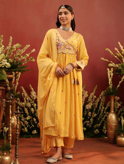 women embroidered long sleeve kurta pant with dupatta set - 22142312 -  Standard Image - 0