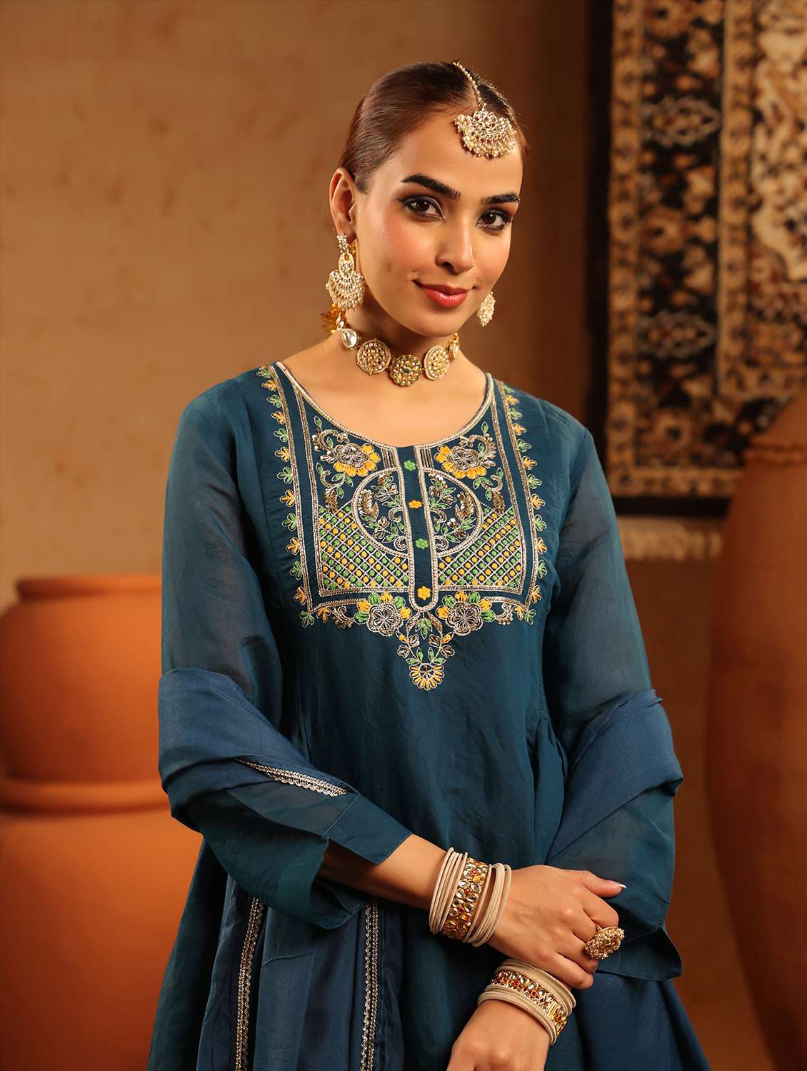 women embroidered long sleeve kurta pant with dupatta set - 22142318 - Standard Image - 4