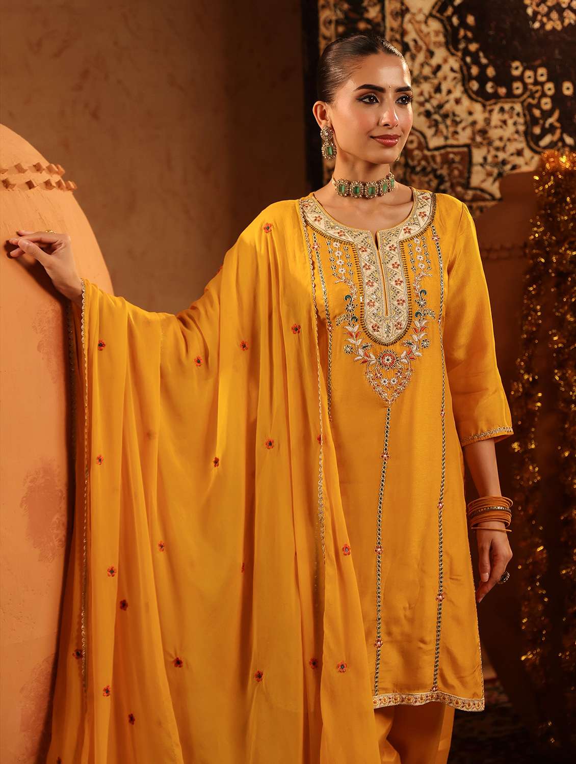 women solid with work three quarter sleeve kurta salwar with dupatta set - 22142320 - Standard Image - 4