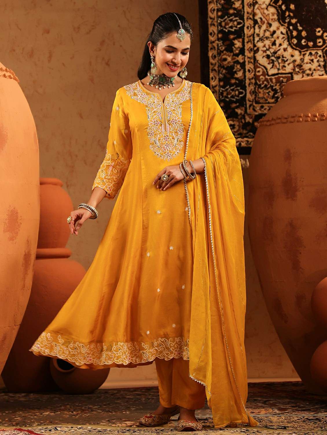 women embroidered three quarter sleeve kurta pant with dupatta set - 22142335 -  Standard Image - 1