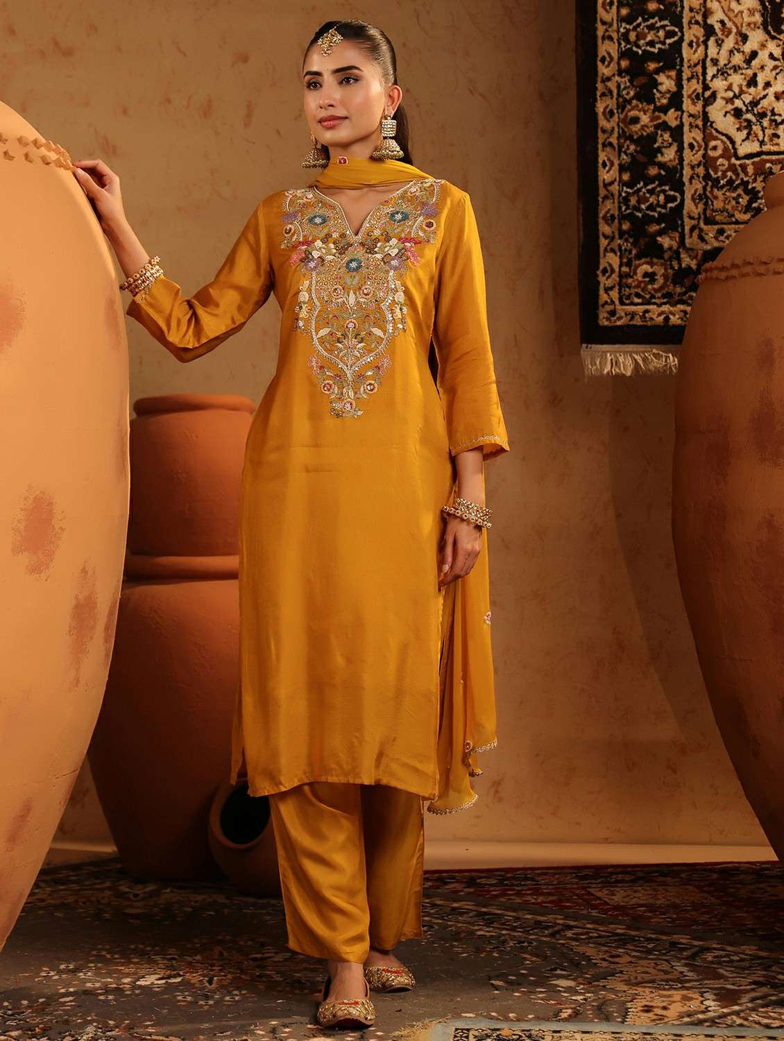 women embroidered three quarter sleeve kurta pant with dupatta set - 22142336 -  Standard Image - 4