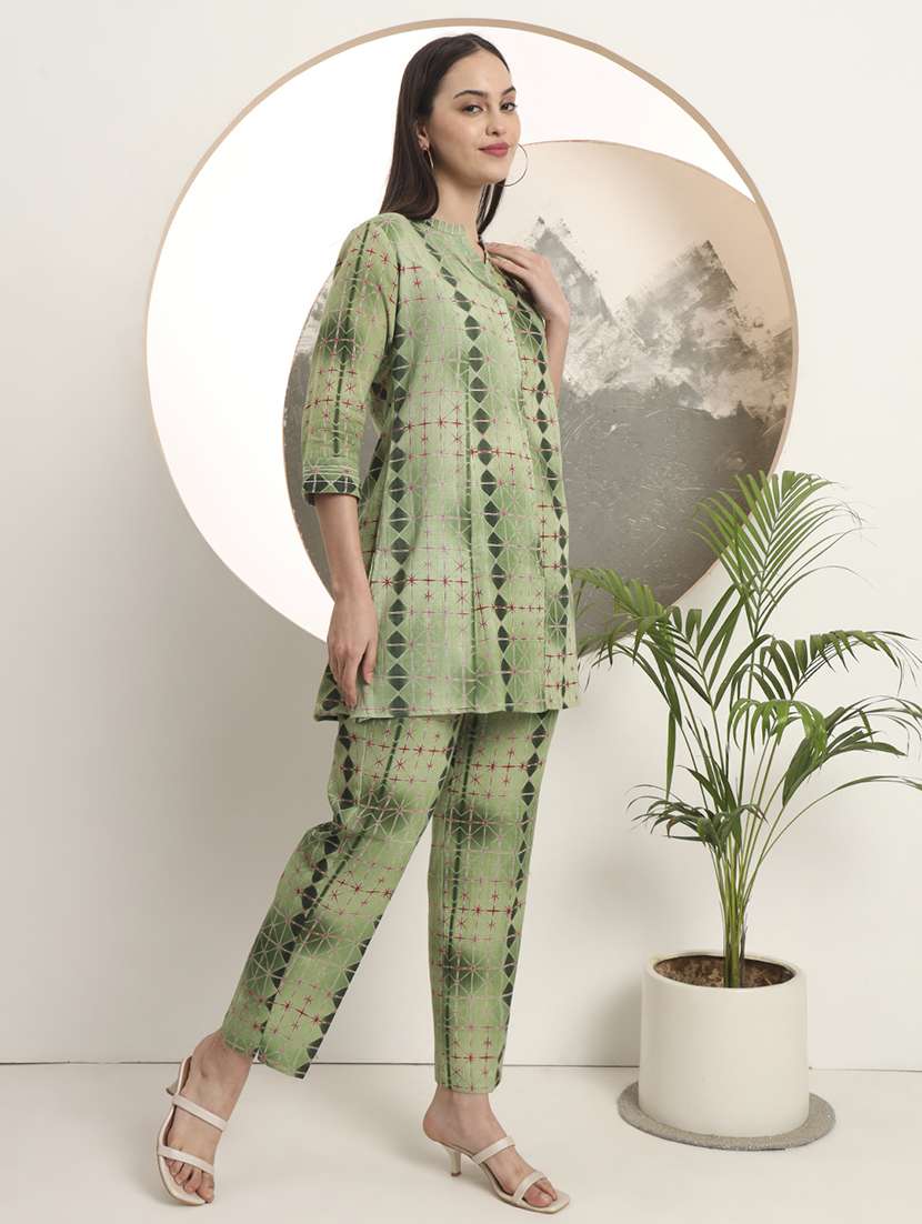 women printed three quarter sleeve ethnic co-ord set - 22142376 - Standard Image - 1