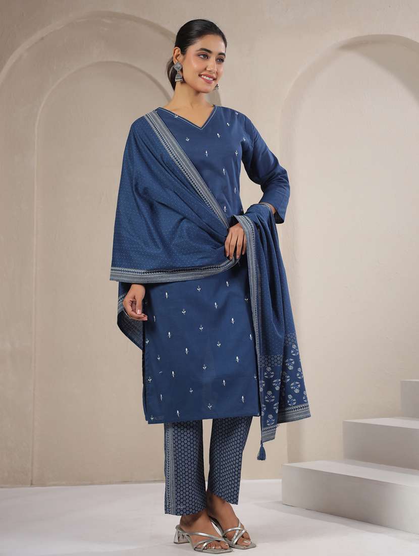 women printed three quarter sleeve kurta pant with dupatta set - 22142379 -  Standard Image - 1