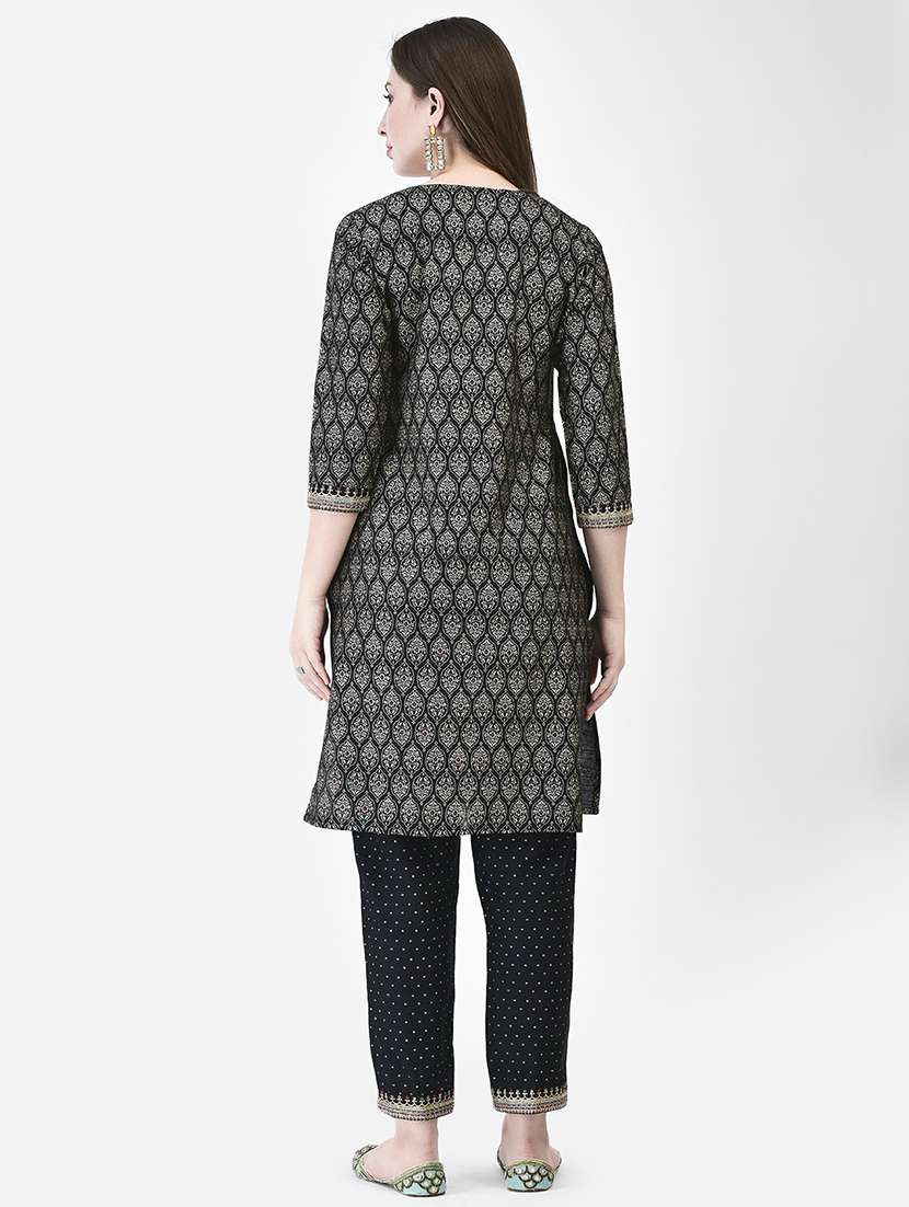 women printed three quarter sleeve kurta pant set - 22142387 -  Standard Image - 4