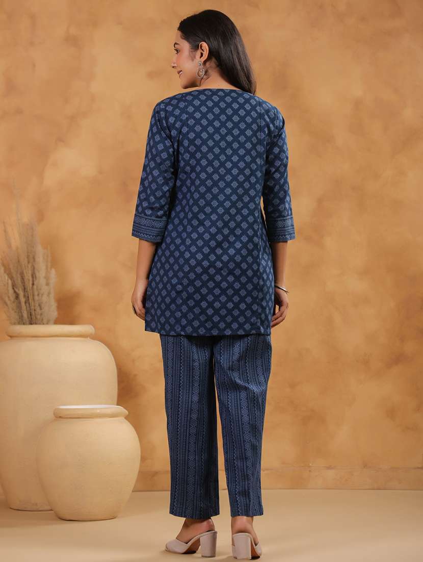 women printed three quarter sleeve ethnic co-ord set - 22142417 -  Standard Image - 4