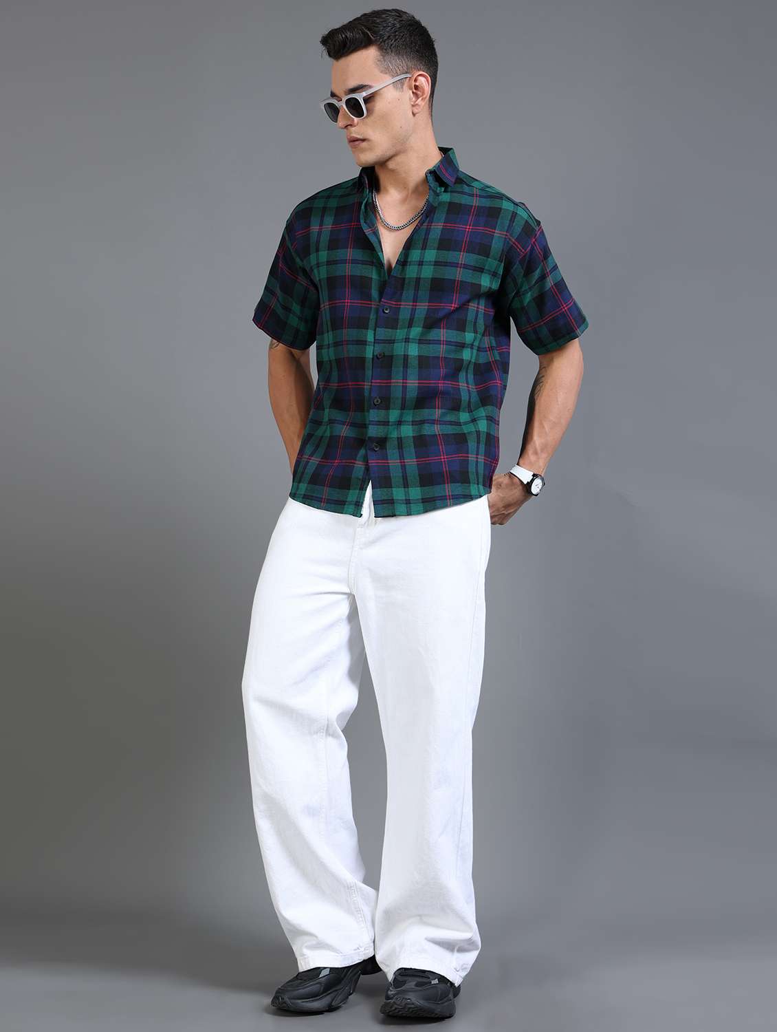 men checkered short sleeve oversized casual shirt - 22142771 - Standard Image - 4