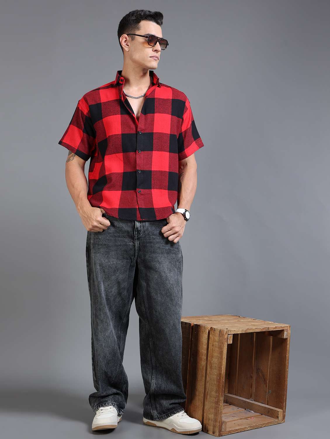 men checkered short sleeve oversized casual shirt - 22142772 - Standard Image - 4