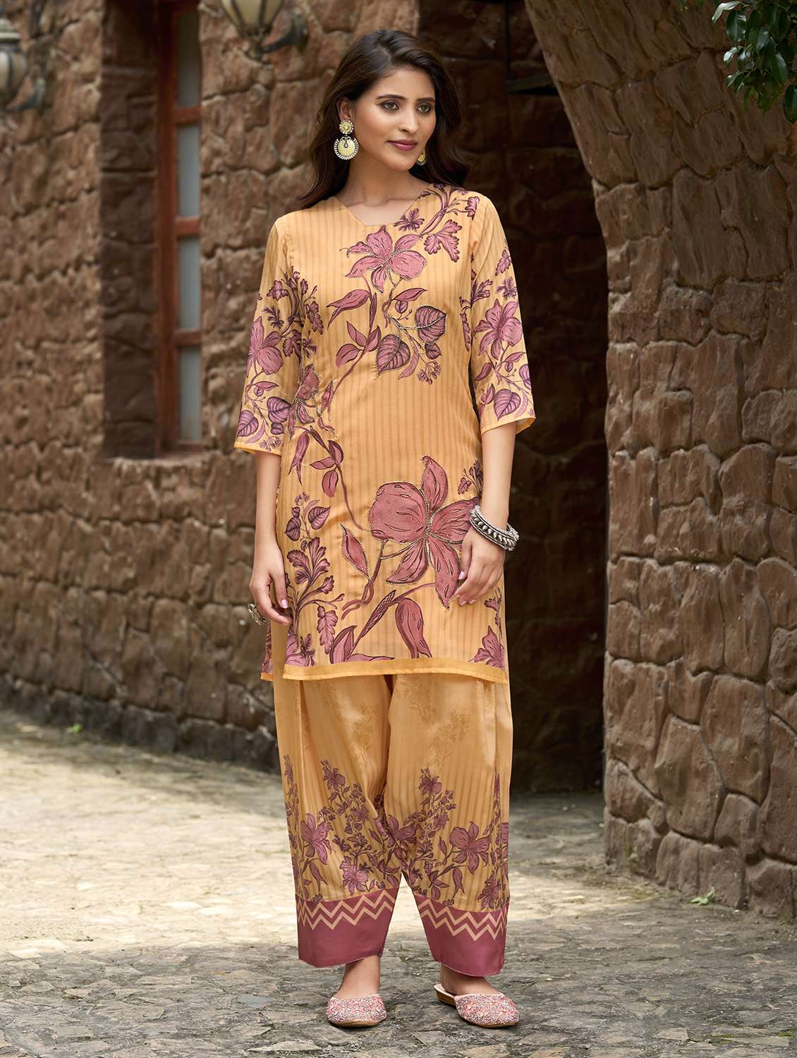 women printed three quarter sleeve co-ord set