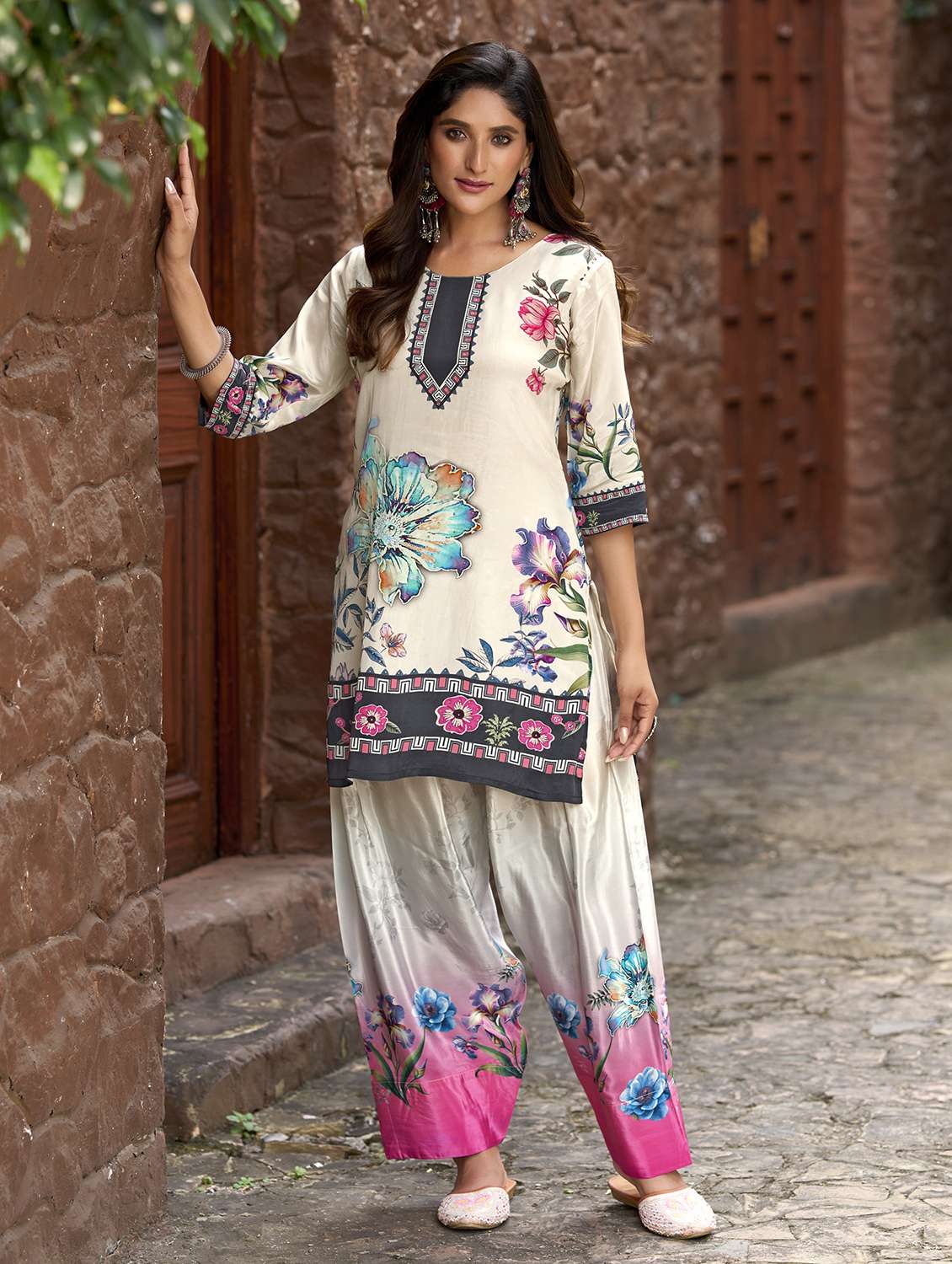 women printed three quarter sleeve co-ord set - 22142889 - Standard Image - 1