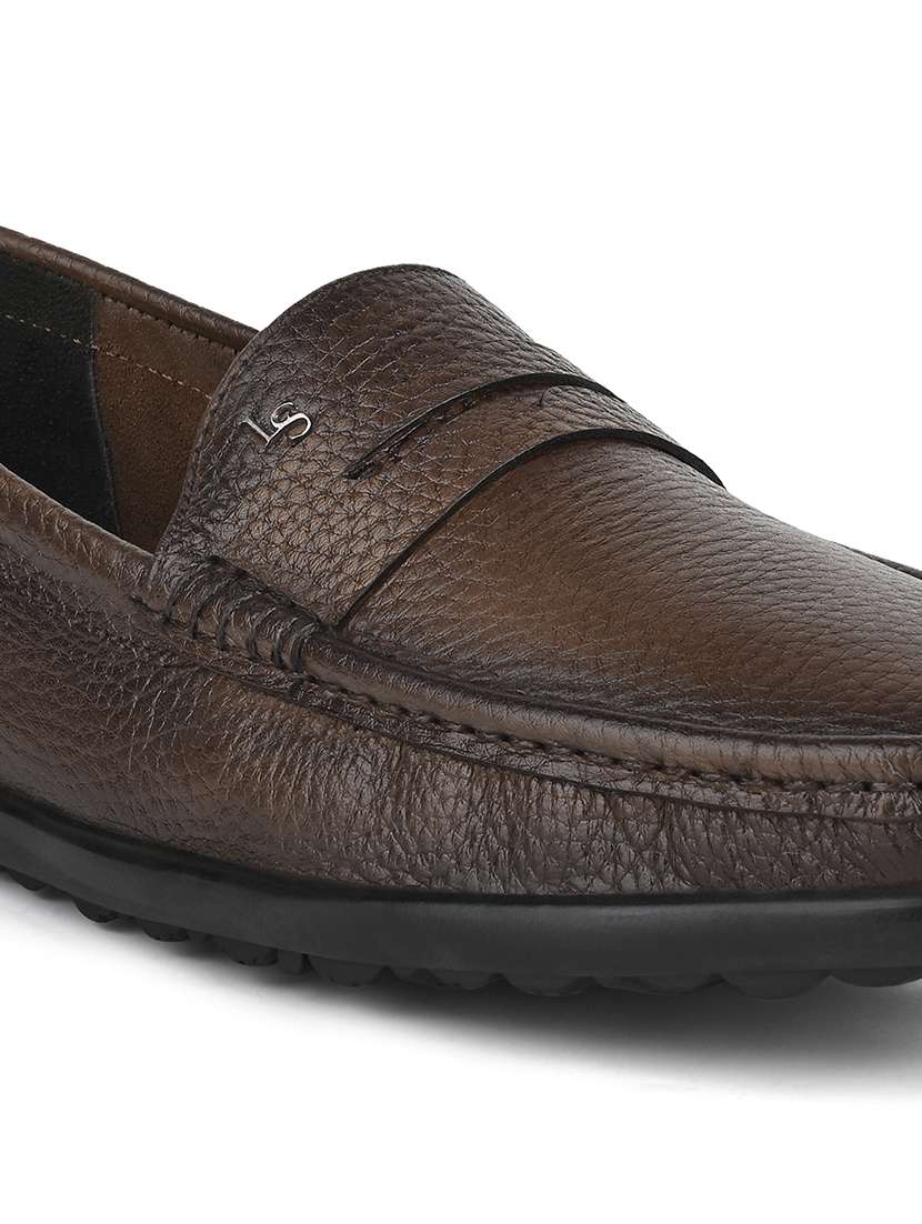 men brown slip on loafer - 22142904 -  Standard Image - 4