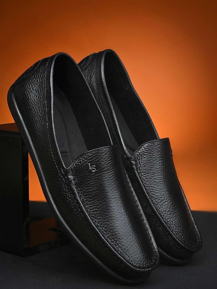 men black slip on loafer