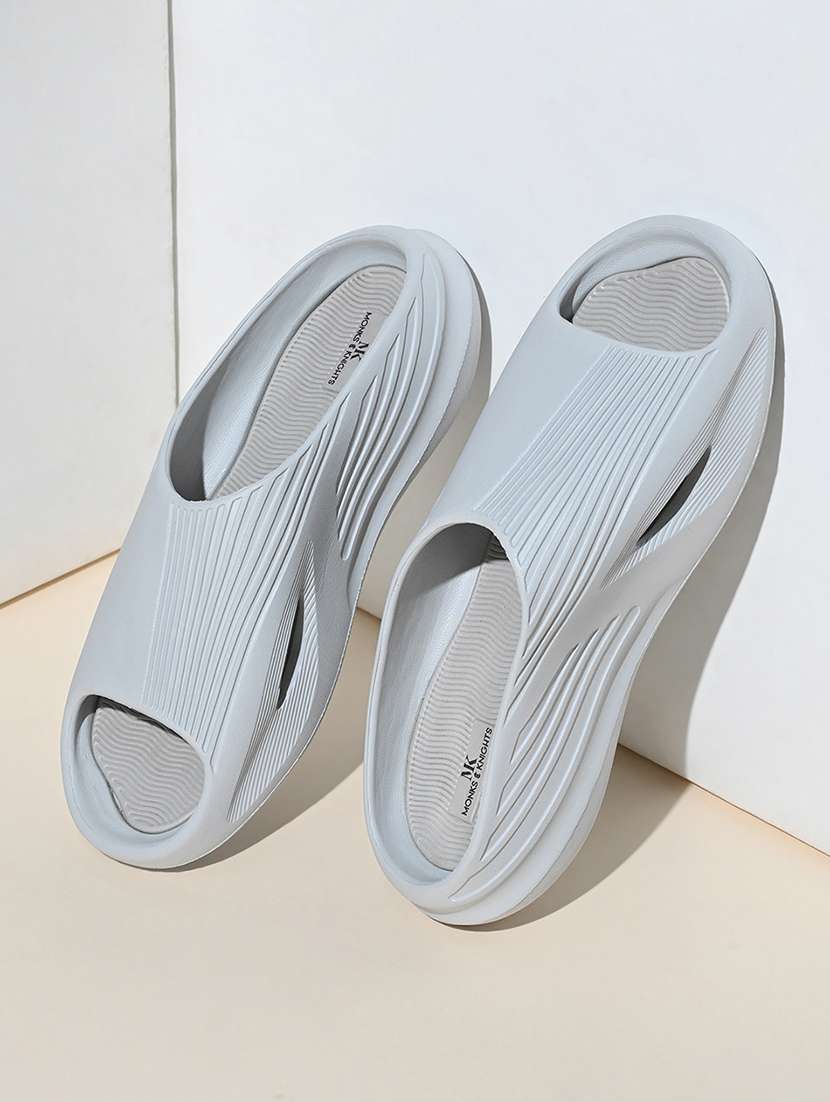 men solid slip on slider - 22142933 -  Standard Image - 1