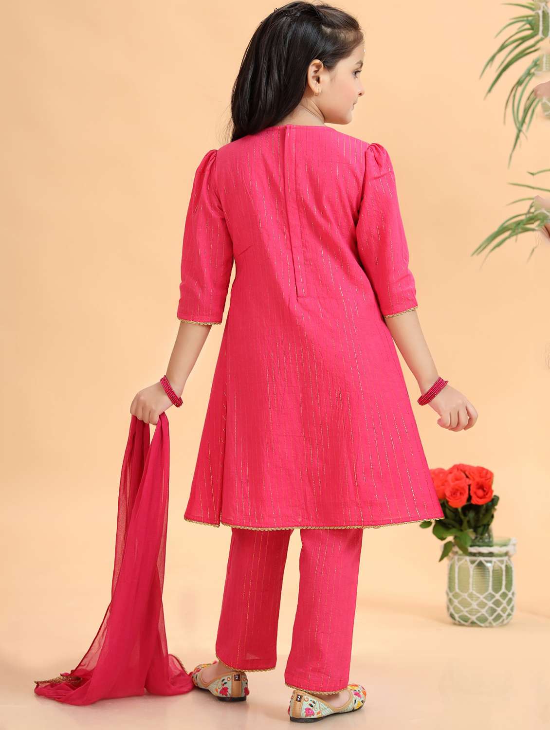 girls embroidered kurta and pant with dupatta  - 22143110 -  Standard Image - 4