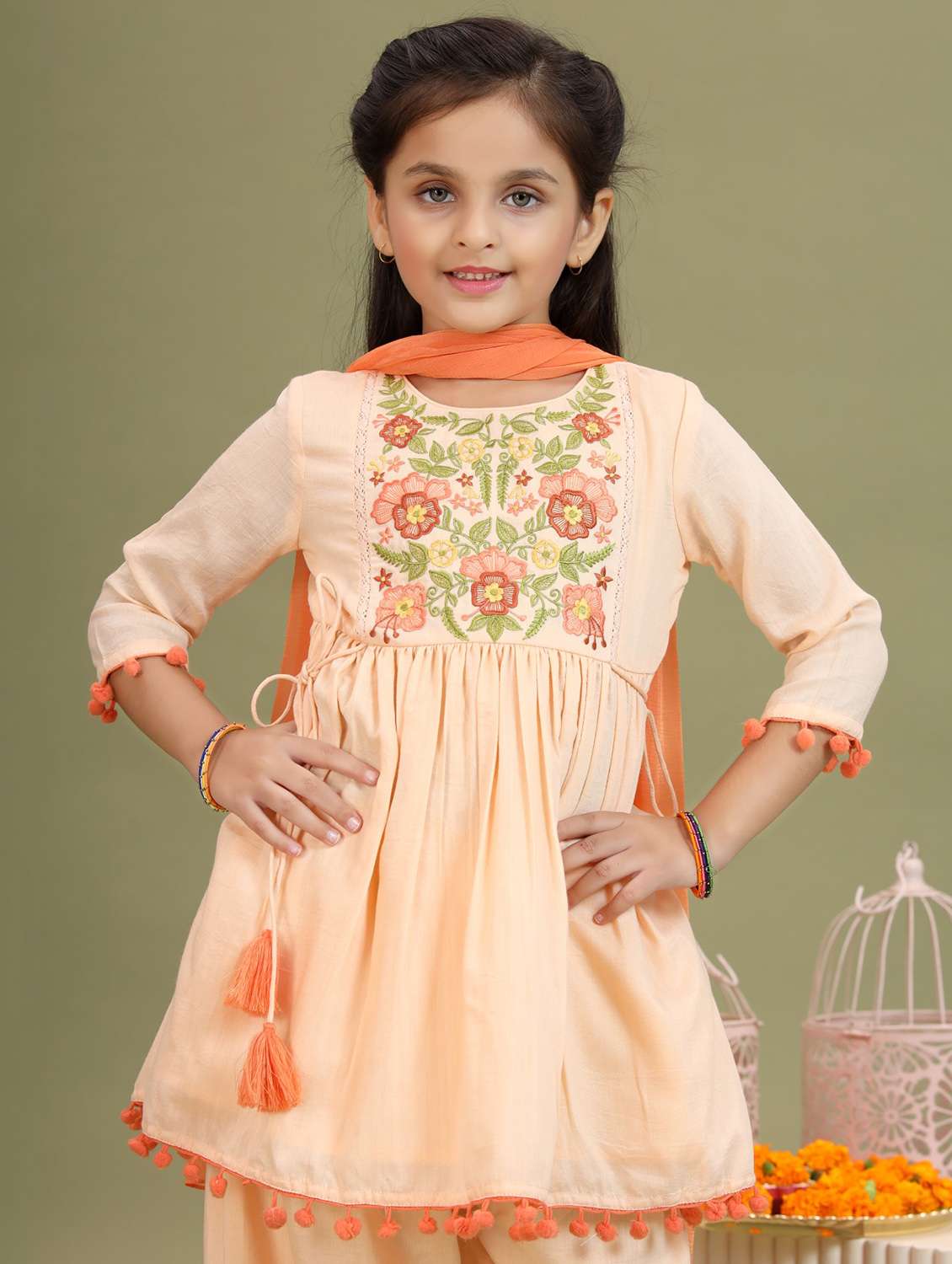 girls embroidered kurta and salwar with dupatta  - 22143146 -  Standard Image - 4
