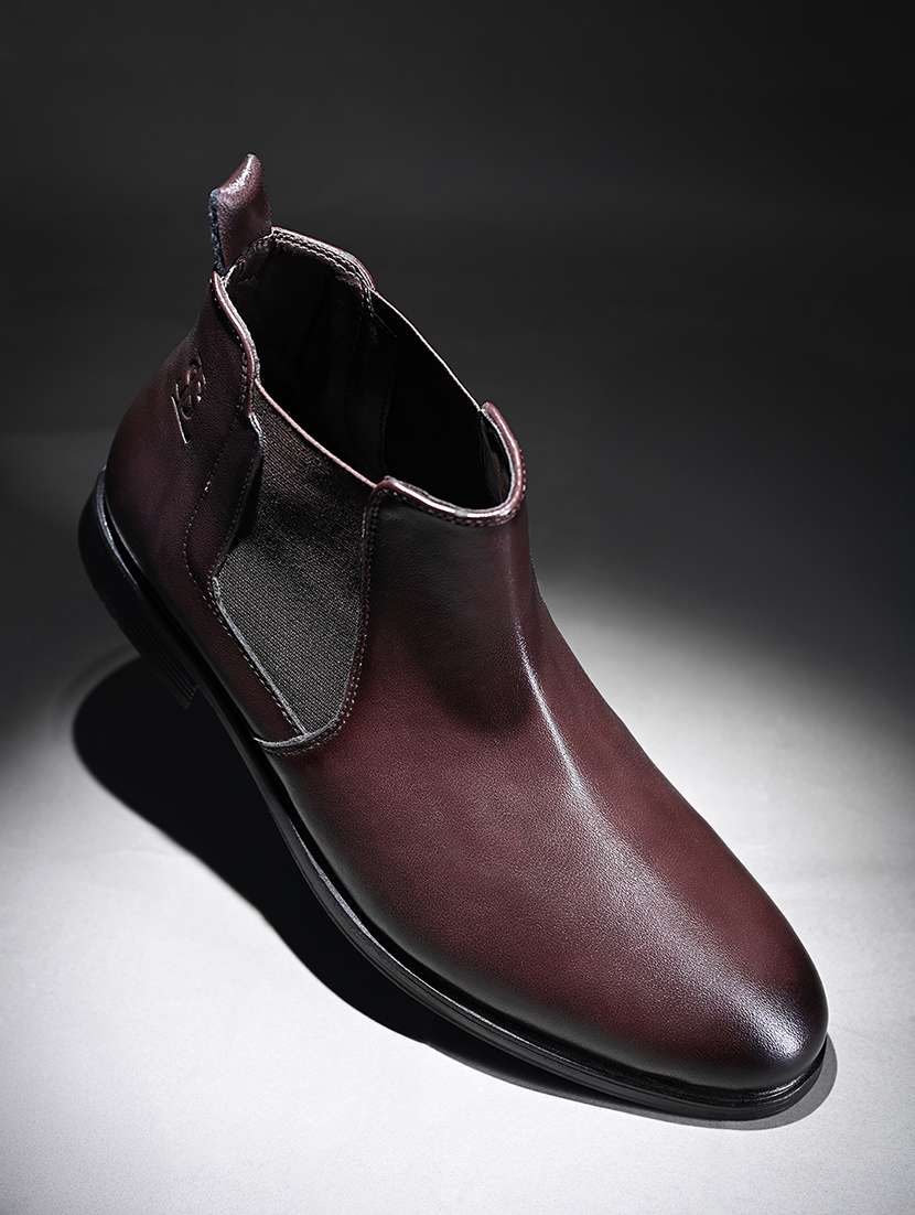 men brown slip on boot