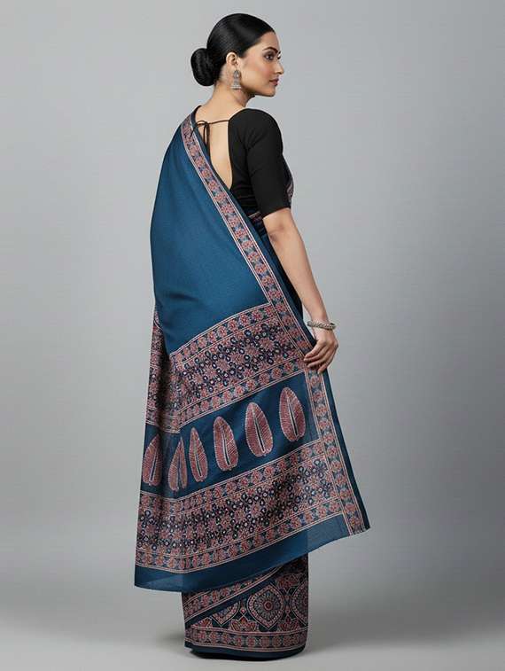 women printed casual wear saree with blouse - 22143631 -  Standard Image - 1