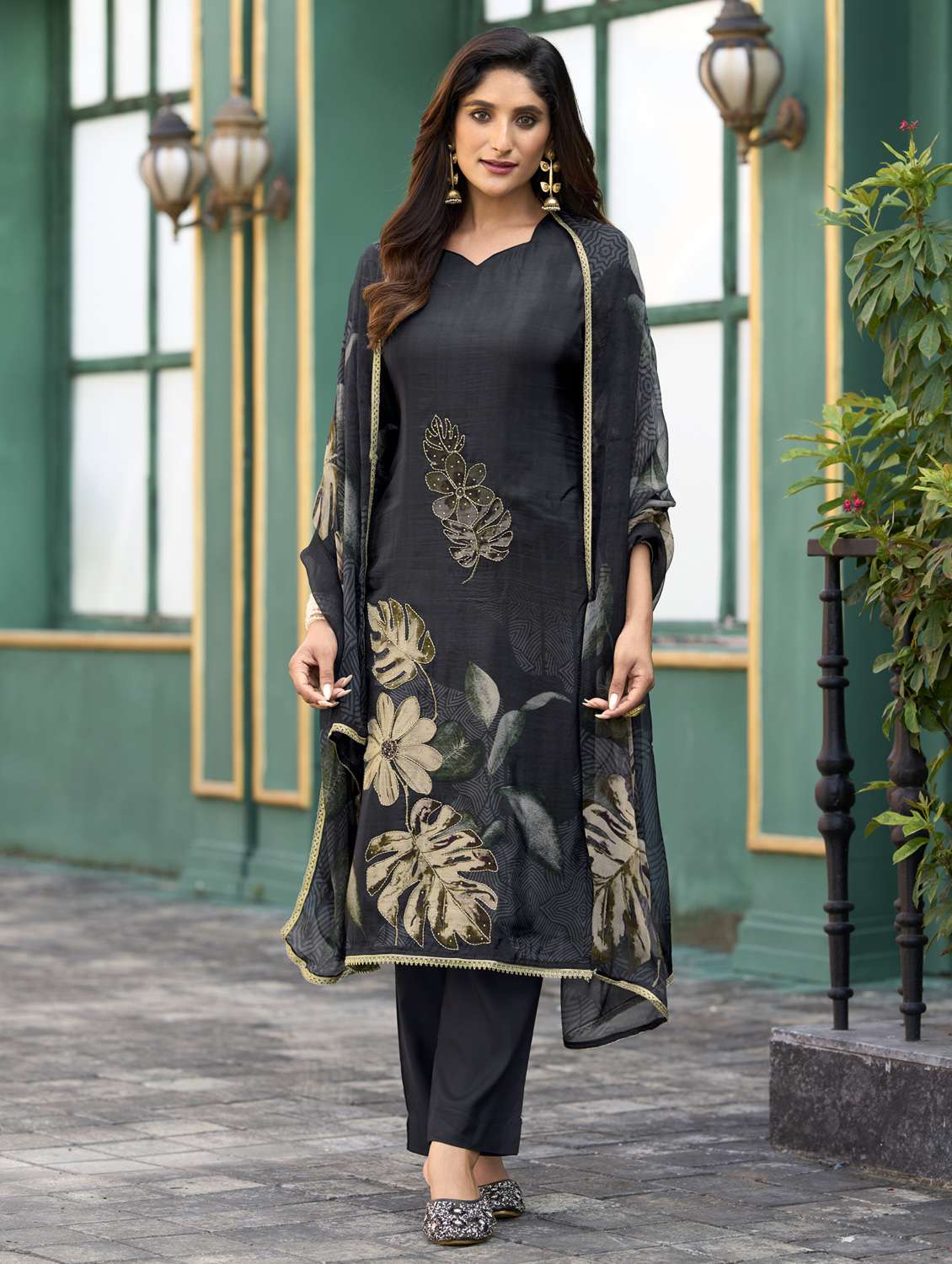 women floral printed three quarter sleeve kurta pant with dupatta set - 22143784 - Standard Image - 1