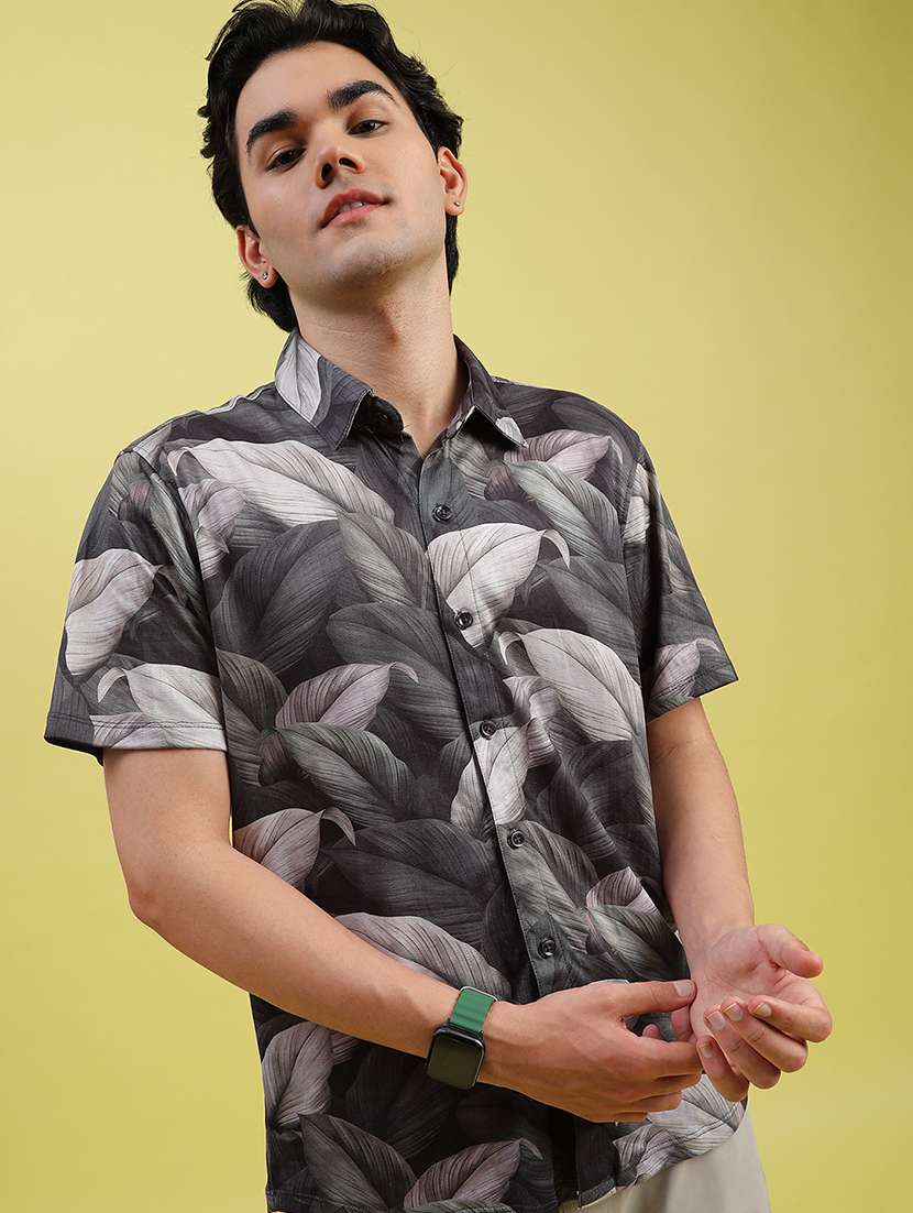 men printed short sleeve regular fit casual shirt - 22143804 -  Standard Image - 1