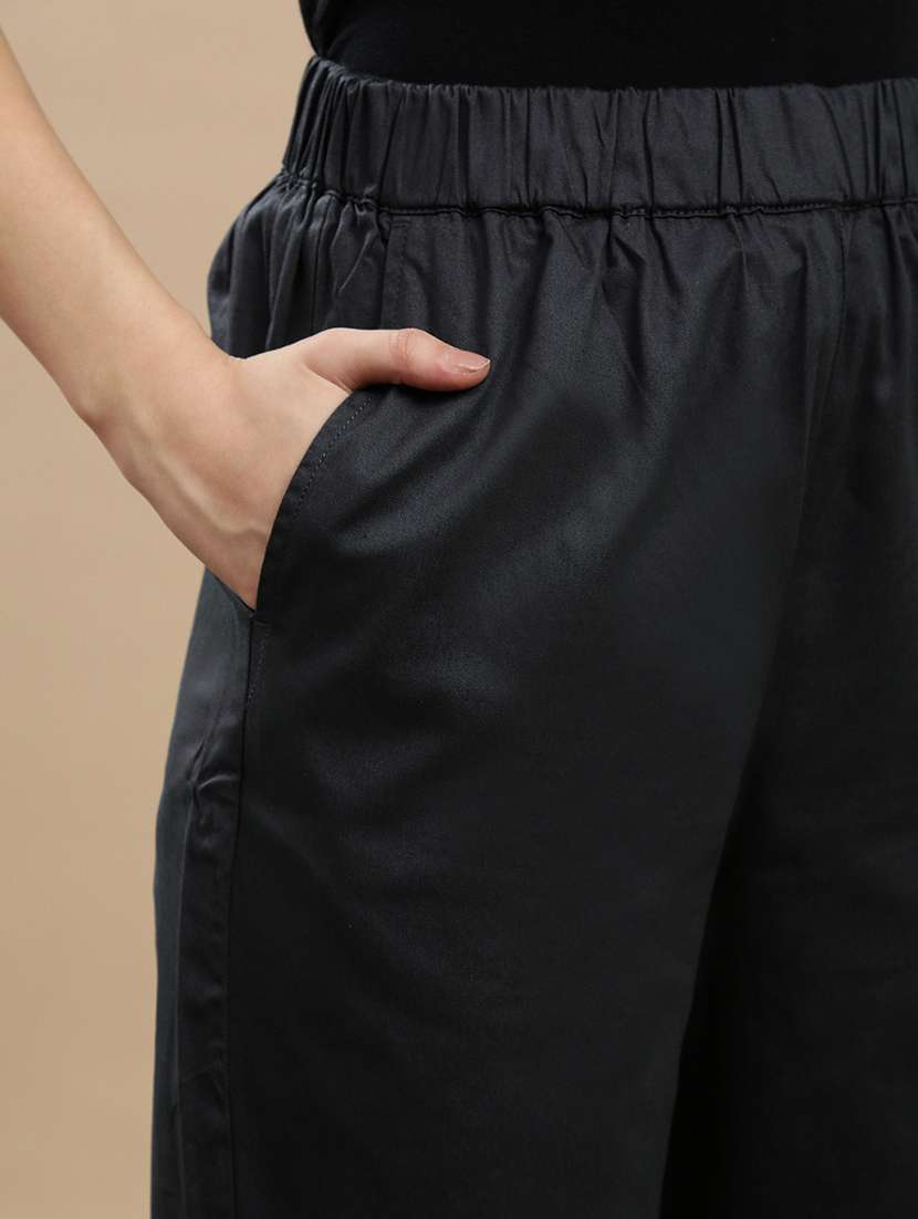 women solid mid rise straight trouser - 22143813 -  Standard Image - 4