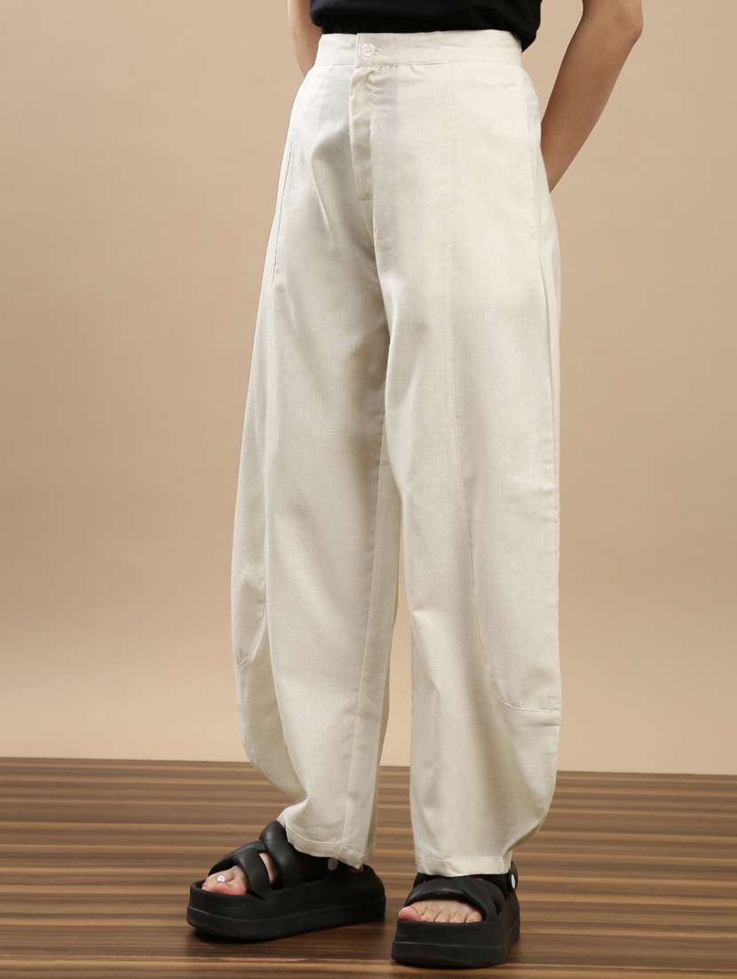 women solid mid rise peg trouser - 22143815 -  Standard Image - 1