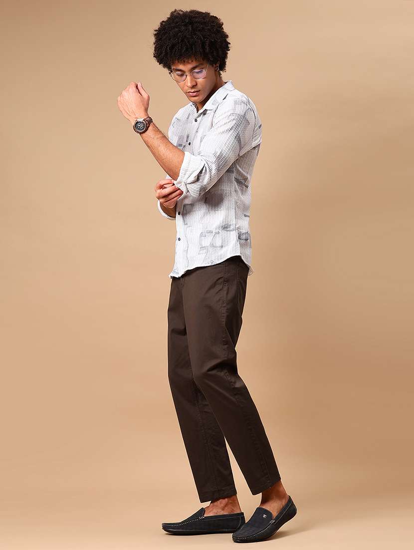 men solid mid rise chinos casual trouser - 22143826 -  Standard Image - 4