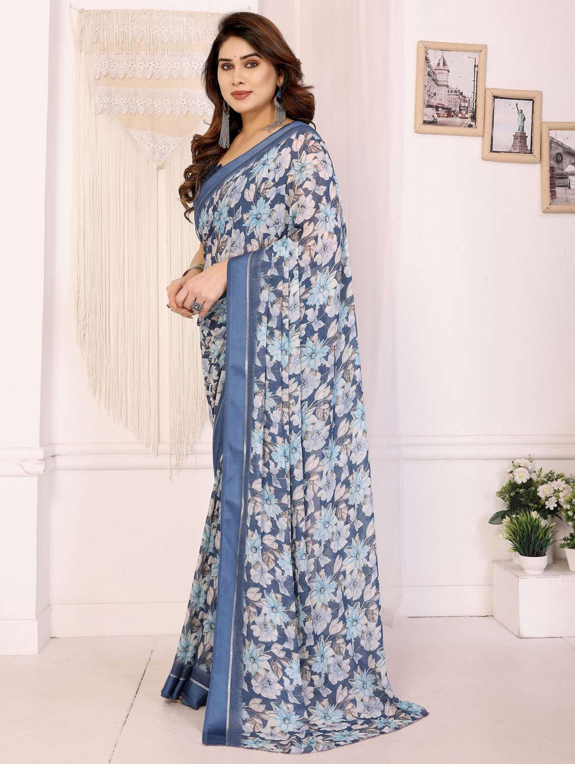 women floral printed saree with blouse - 22143844 -  Standard Image - 1