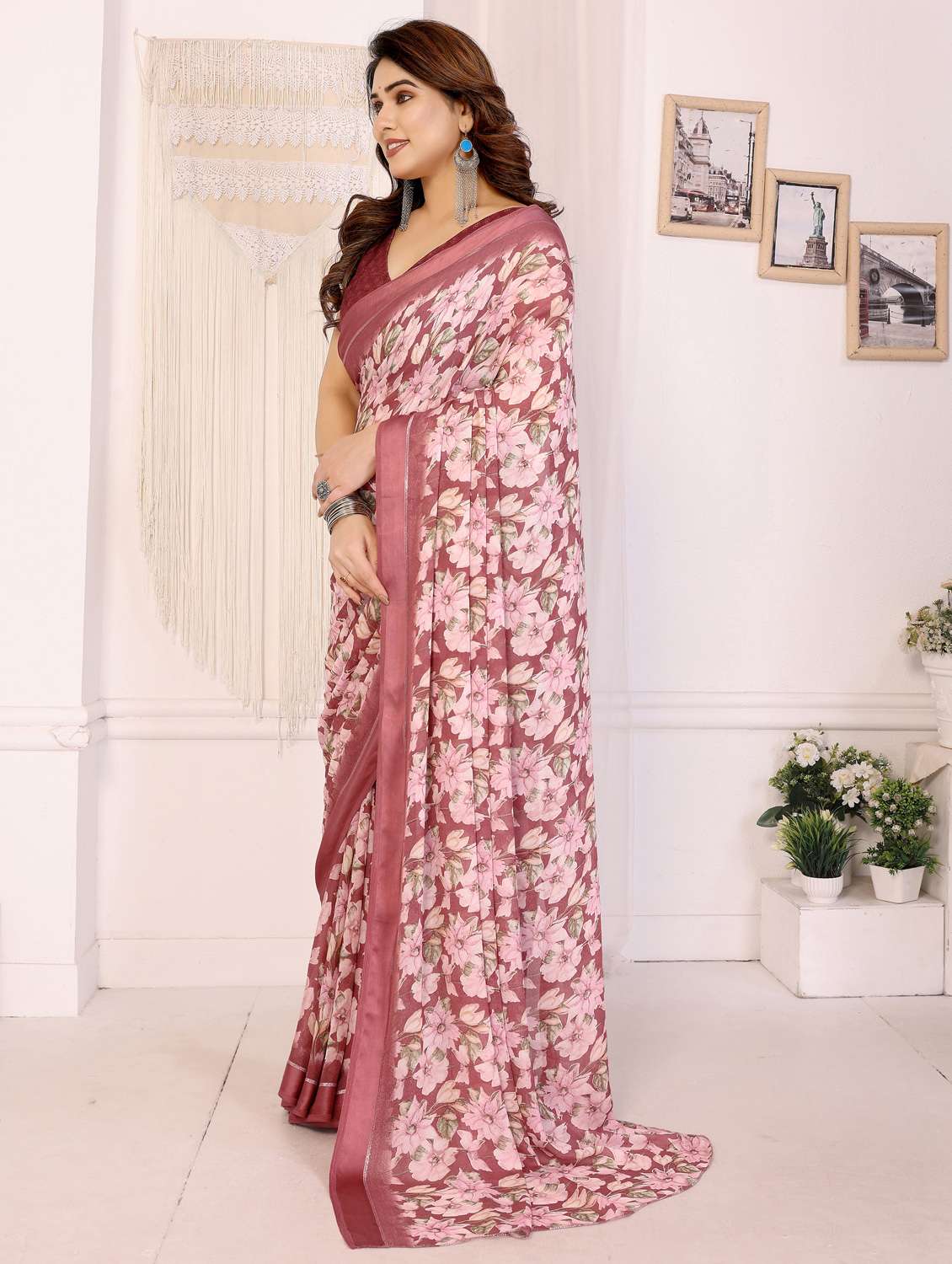women floral printed saree with blouse - 22143847 -  Standard Image - 1