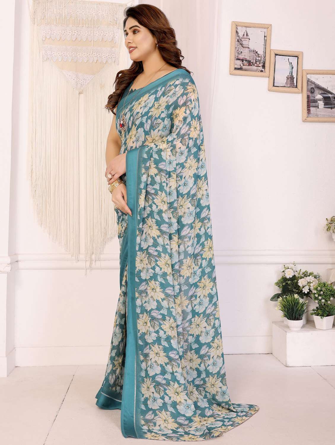 women floral printed saree with blouse - 22143850 -  Standard Image - 1