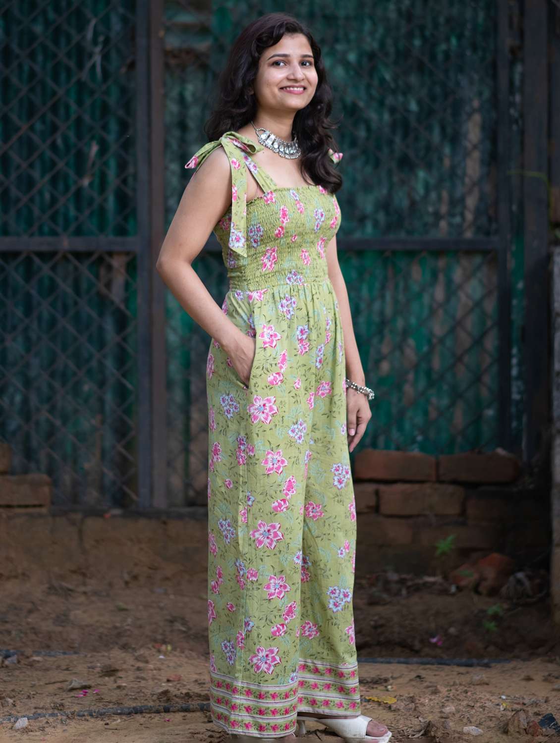 women floral print sleeveless jumpsuit - 22143987 - Standard Image - 1