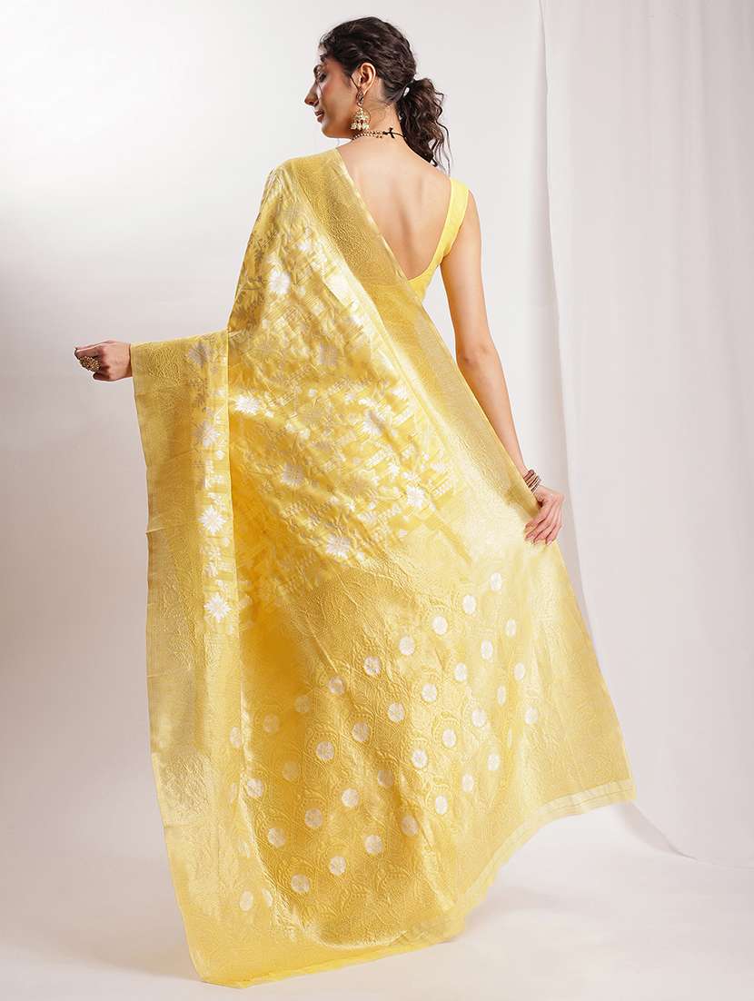 women self design banarasi saree with blouse - 22144631 - Standard Image - 4