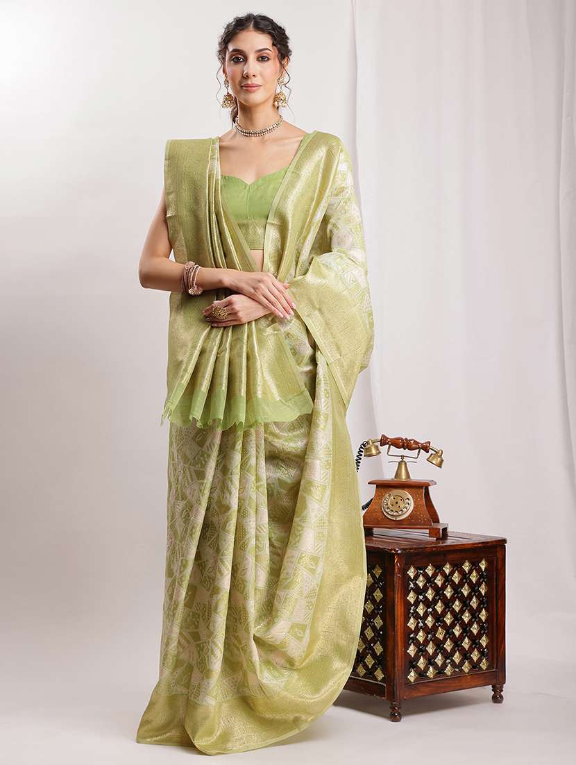 women self design banarasi saree with blouse
