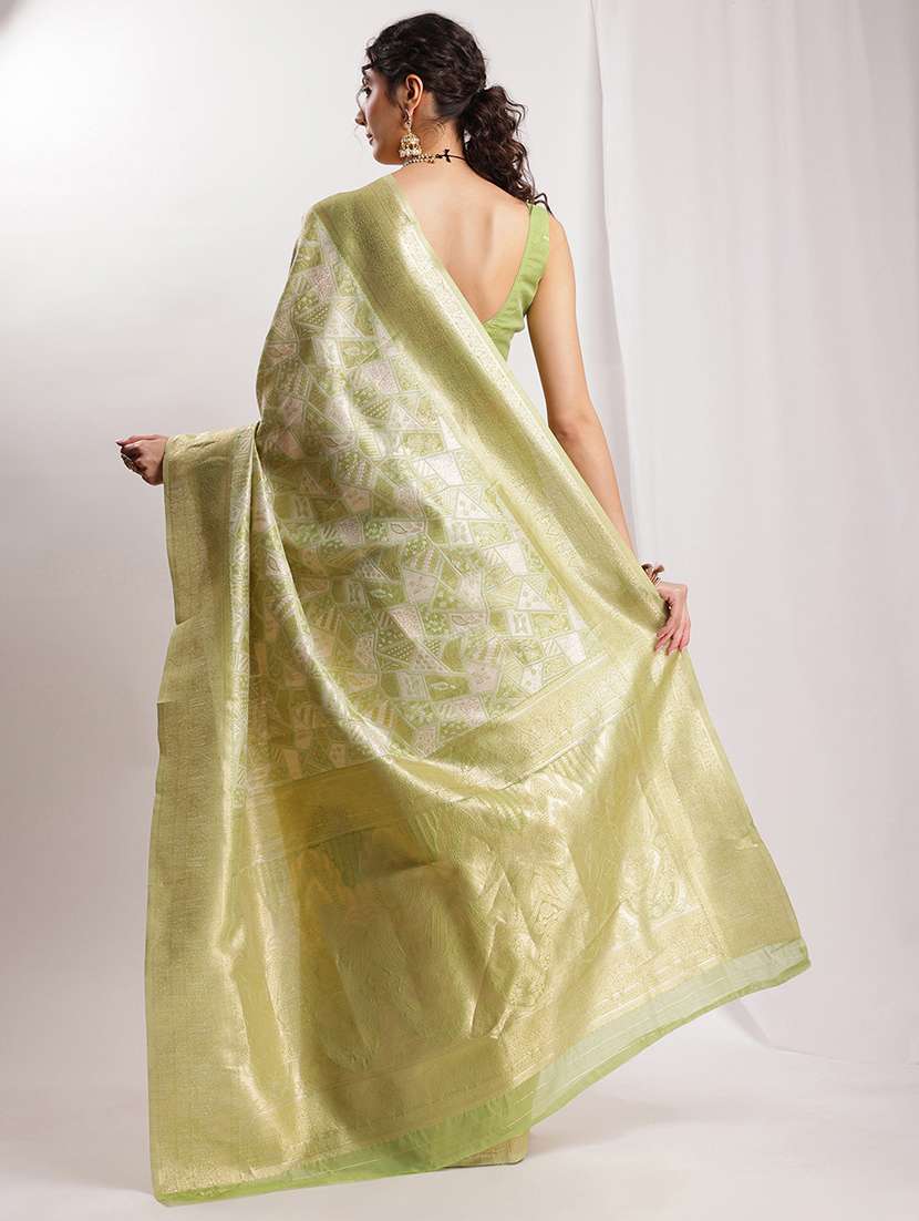 women self design banarasi saree with blouse - 22144644 - Standard Image - 4
