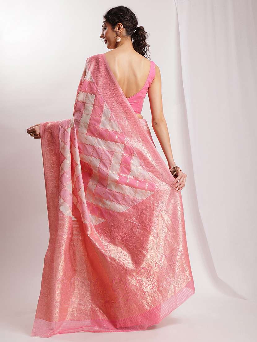women self design banarasi saree with blouse - 22144645 - Standard Image - 4
