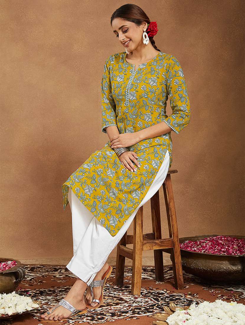 women floral three quarter sleeve straight kurta - 22144668 -  Standard Image - 1