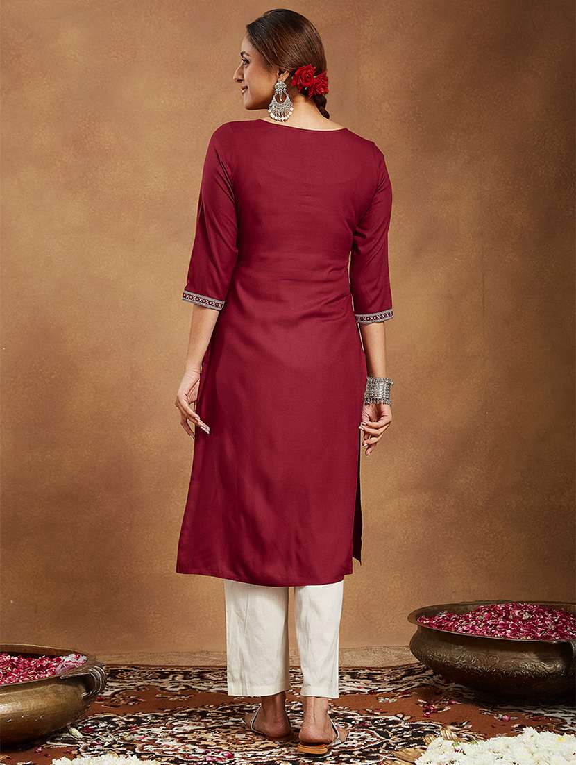 women embroidered three quarter sleeve straight kurta - 22144670 -  Standard Image - 4