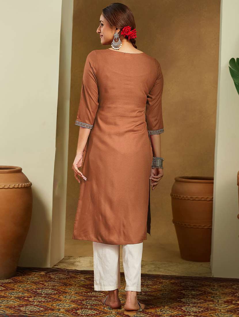 women embroidered three quarter sleeve straight kurta - 22144671 -  Standard Image - 4