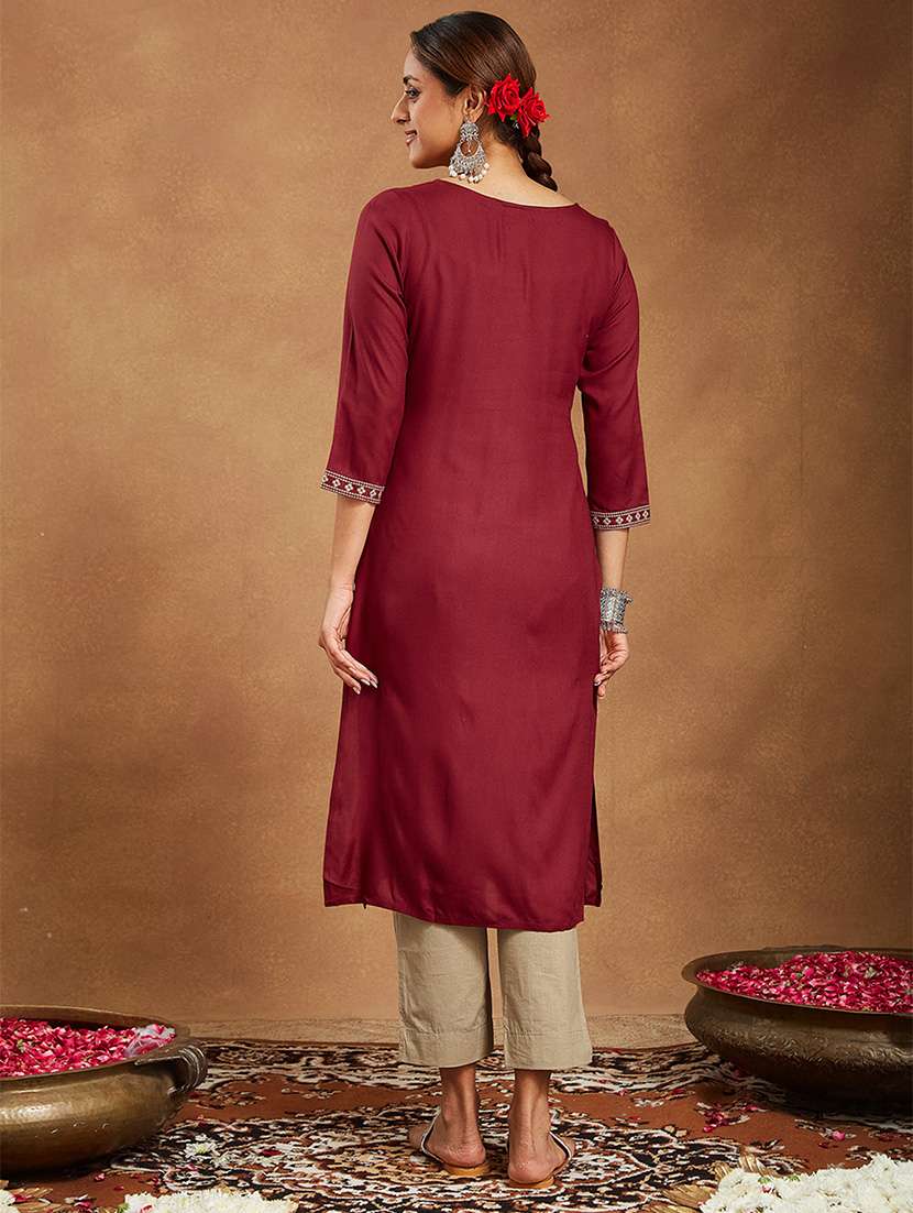 women embroidered three quarter sleeve straight kurta - 22144674 -  Standard Image - 4