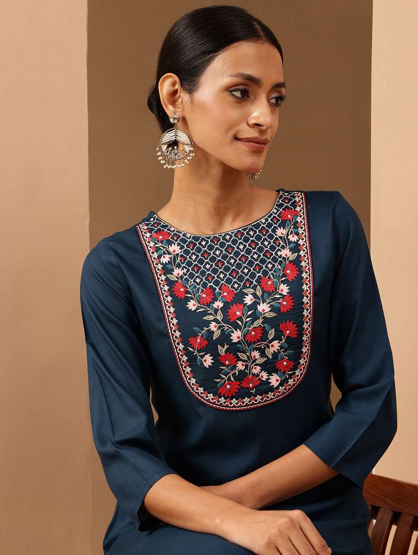 women embroidered three quarter sleeve straight kurta - 22144677 -  Standard Image - 4
