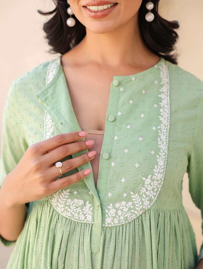 women embroidered three quarter sleeve kurta palazzo set - 22144880 -  Standard Image - 4