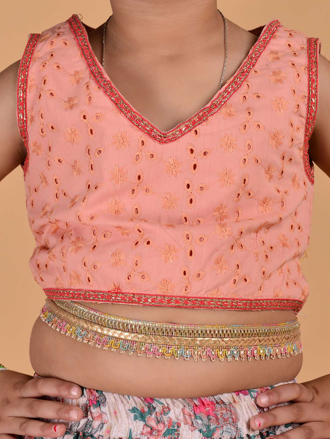 girls floral print pre draped saree - 22144896 -  Standard Image - 4