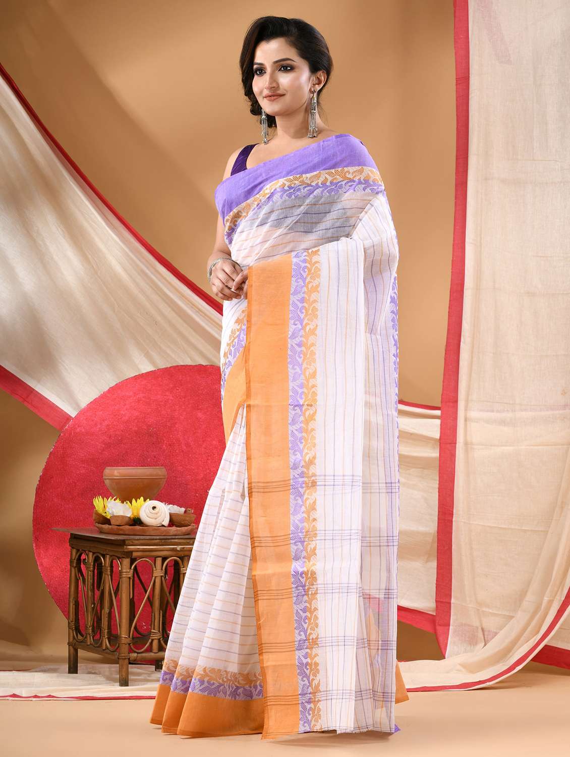 women self design tant saree - 22144944 - Standard Image - 1