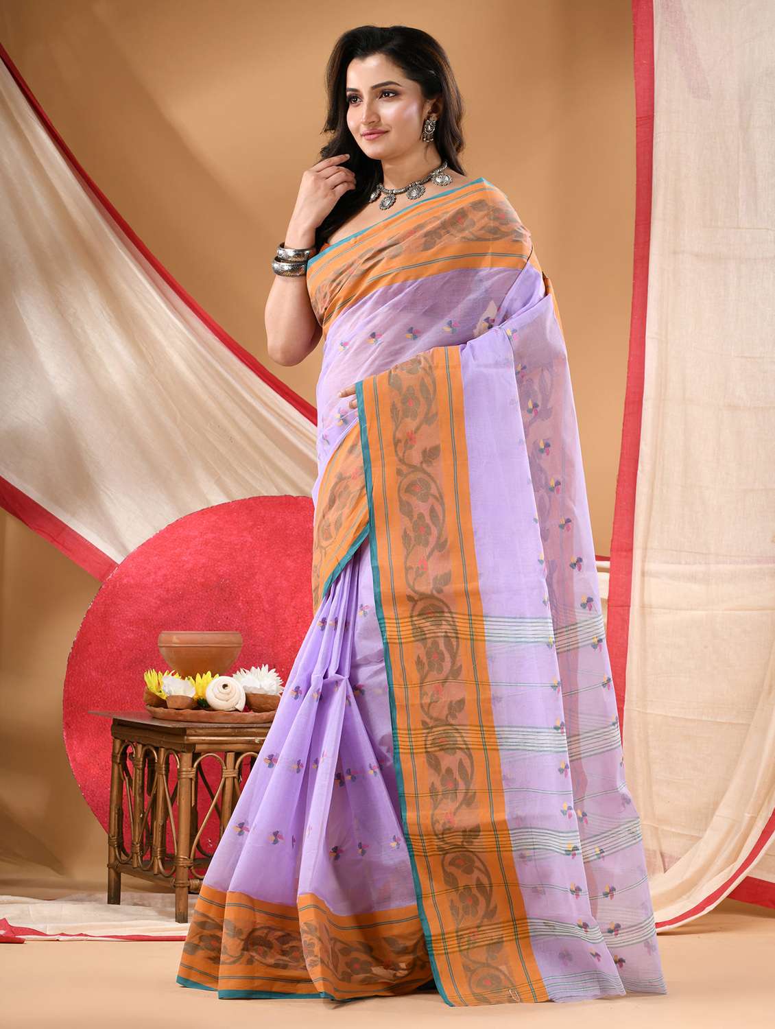 women self design tant saree - 22144981 -  Standard Image - 1